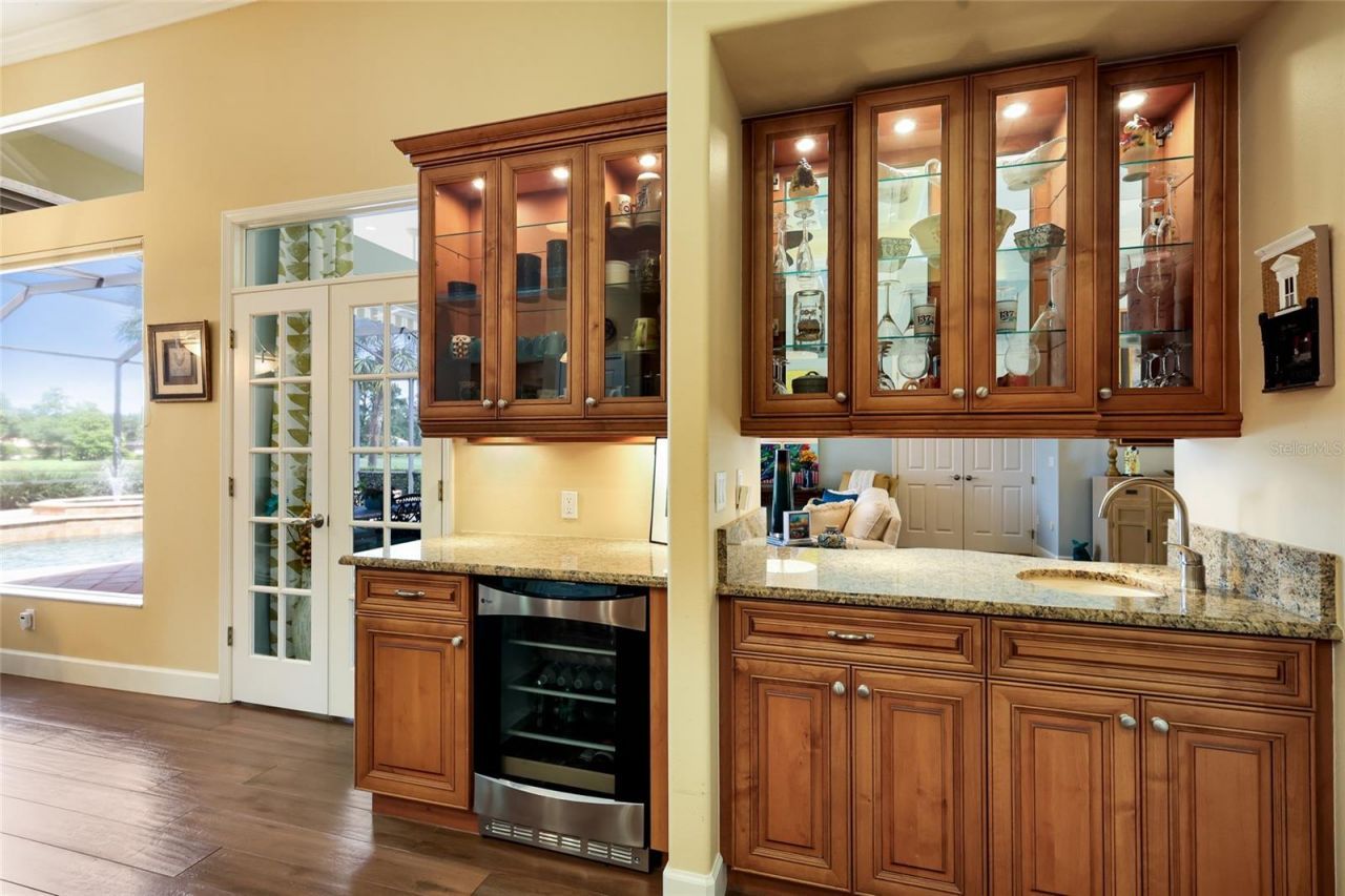 8250 Hugh Alison Place, Sarasota, FL 34240 Photo