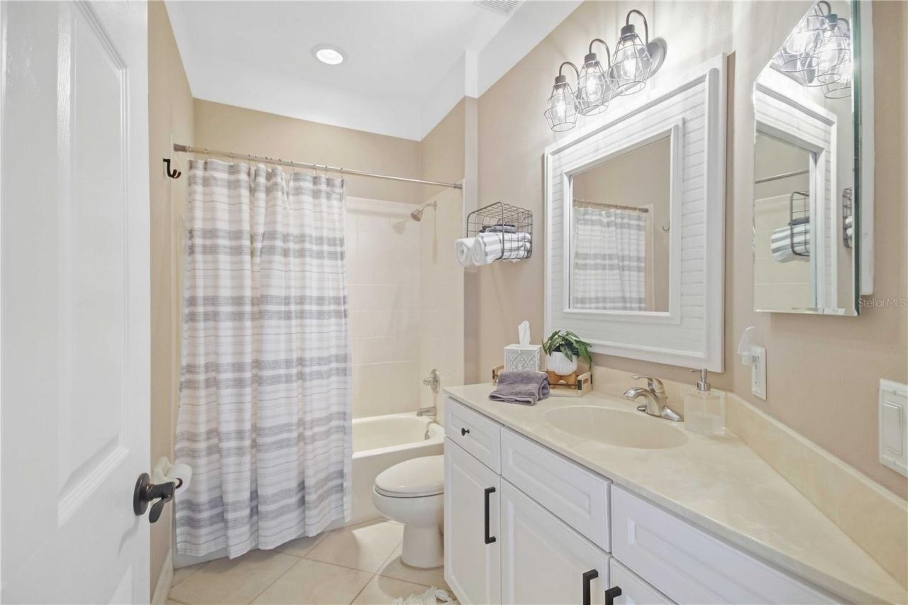9606 Sea Turtle Terrace, Unit 201, Bradenton, FL 34212 Photo