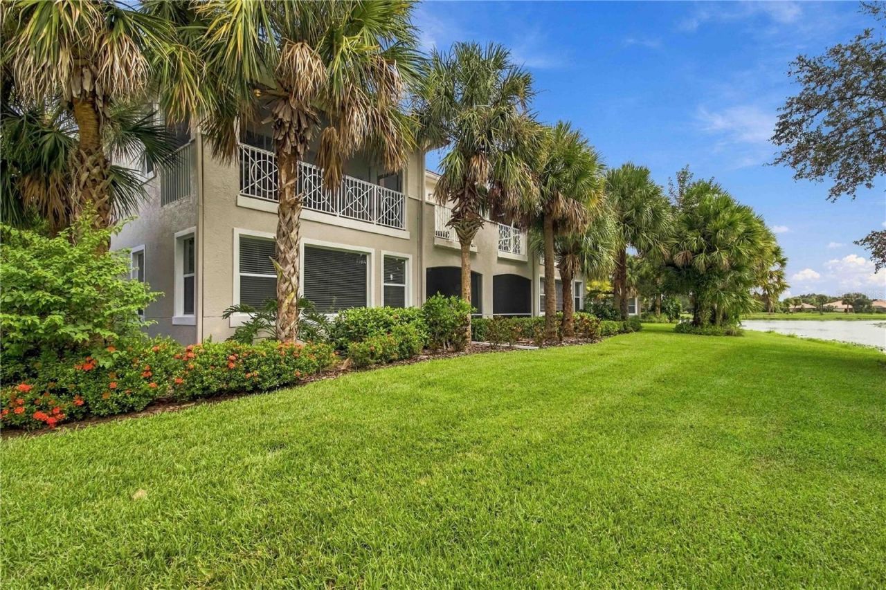 9606 Sea Turtle Terrace, Unit 201, Bradenton, FL 34212 Photo