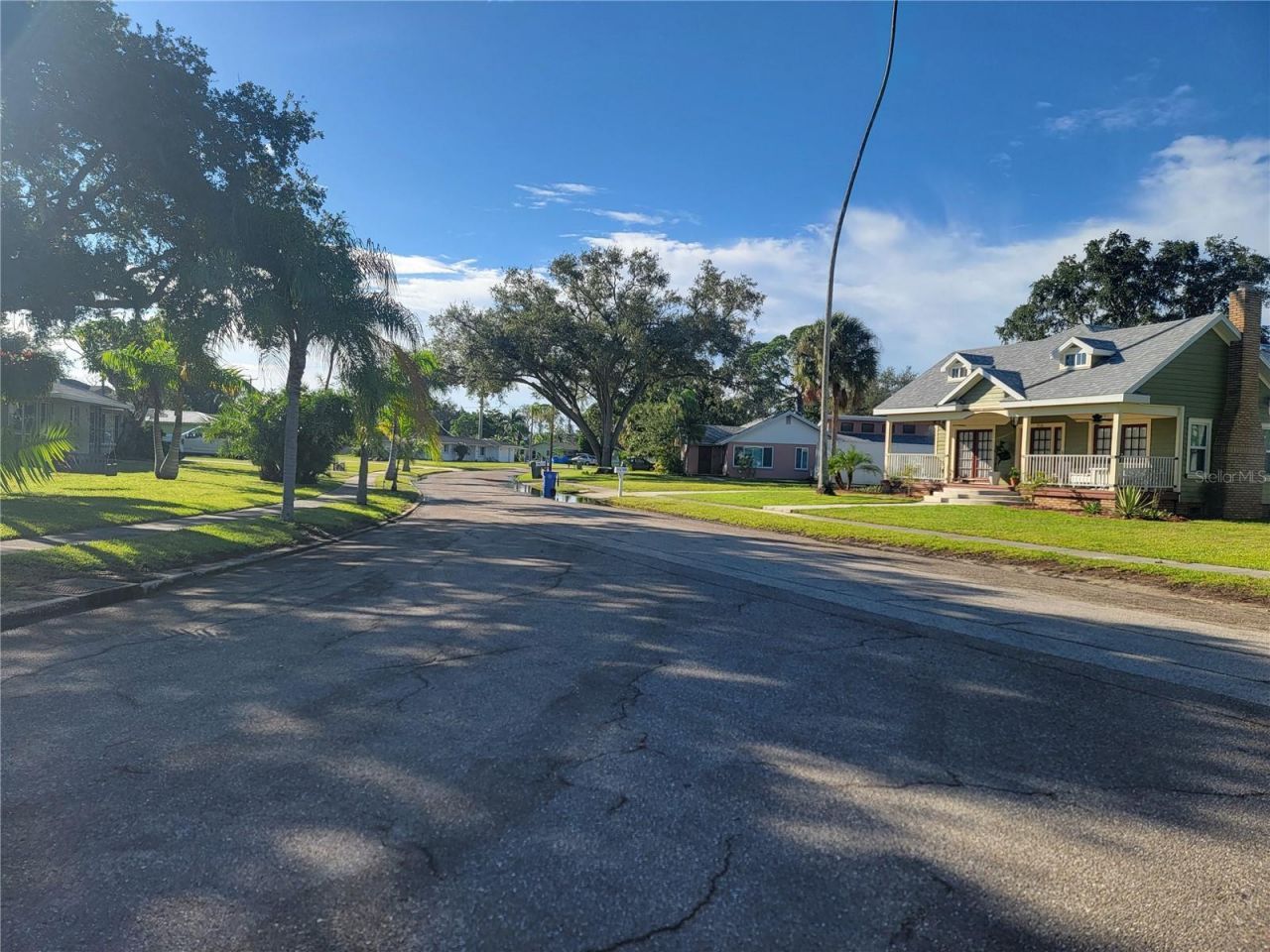 218 Crescent Court E, Bradenton, FL 34208 Photo