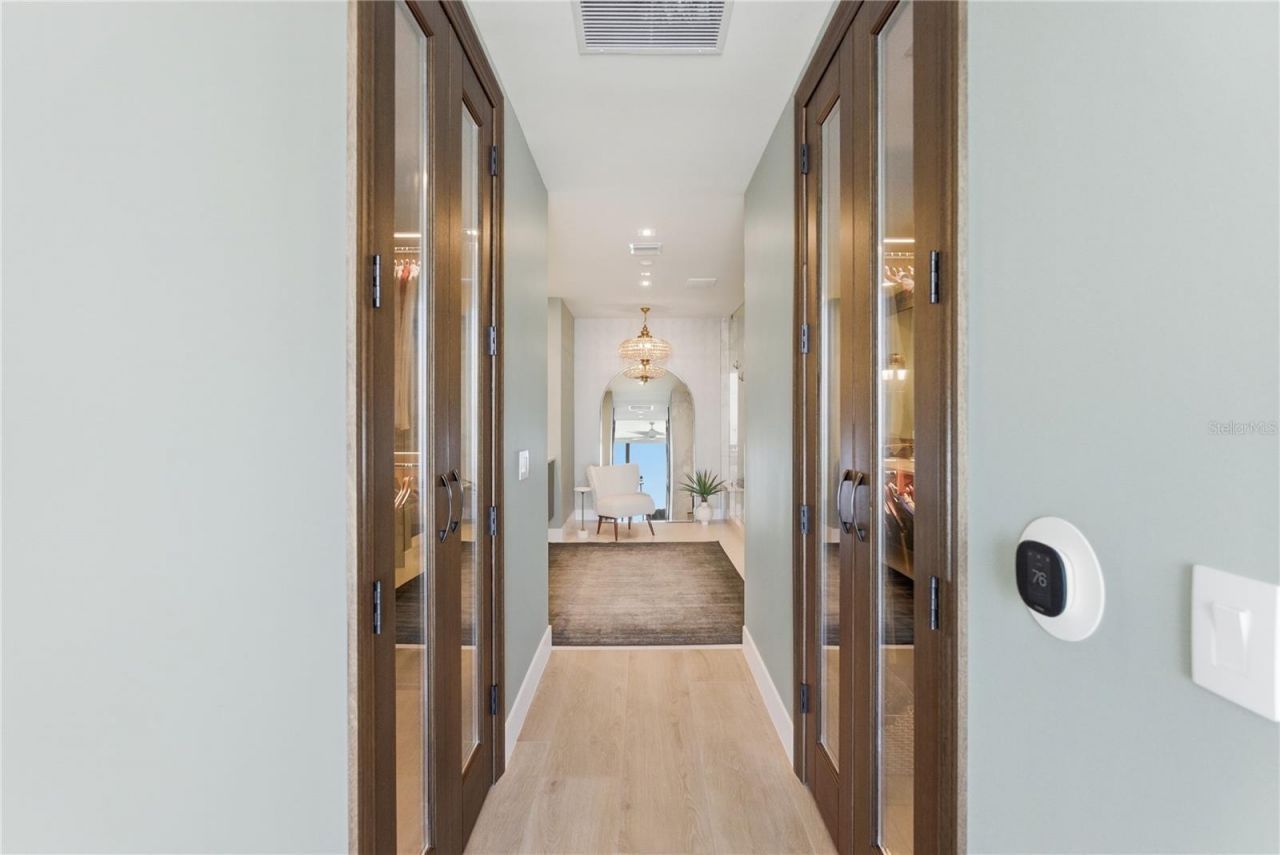 301 1st Street S, Unit 3101, Saint Petersburg, FL 33701 Photo