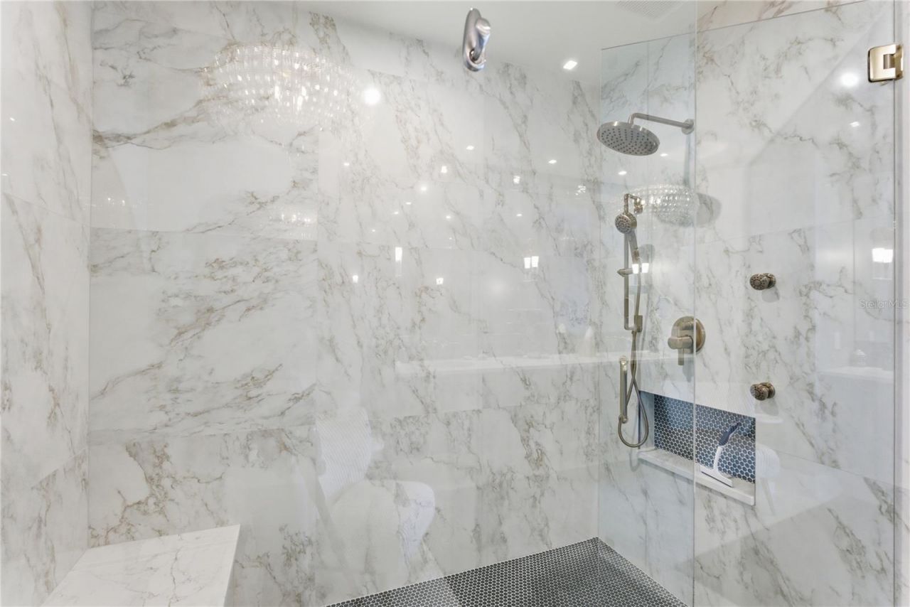 301 1st Street S, Unit 3101, Saint Petersburg, FL 33701 Photo