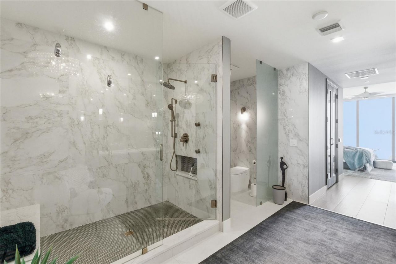 301 1st Street S, Unit 3101, Saint Petersburg, FL 33701 Photo