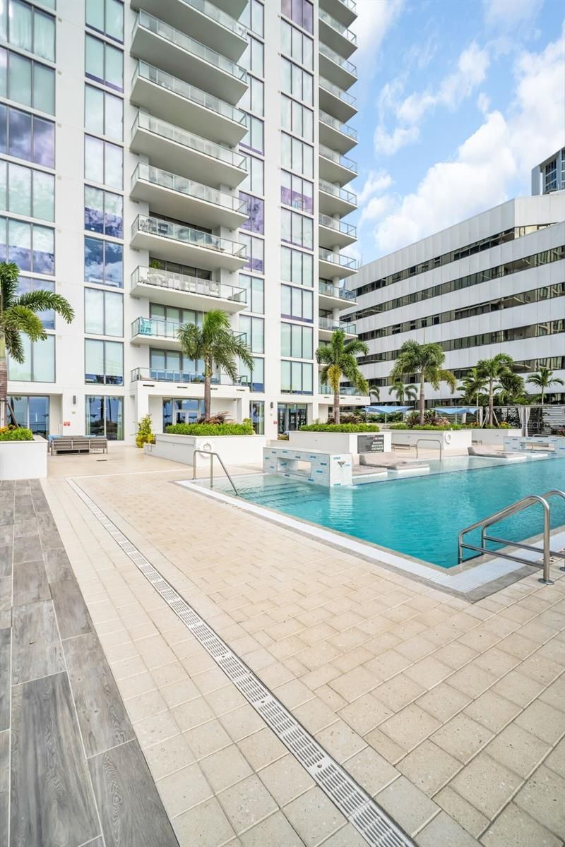 301 1st Street S, Unit 3101, Saint Petersburg, FL 33701 Photo