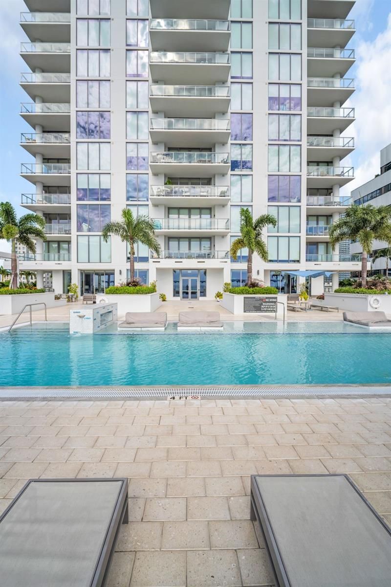301 1st Street S, Unit 3101, Saint Petersburg, FL 33701 Photo