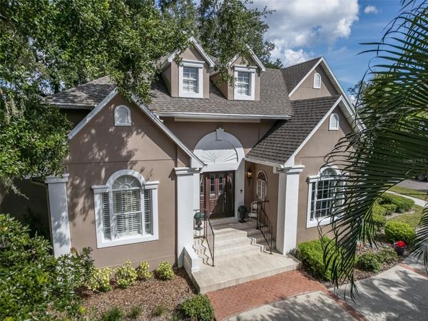 4535 W BEACHWAY DRIVE , TAMPA, FL 33609