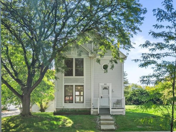 4229 W Meinecke AVENUE, Unit 4229, Milwaukee, WI 53210