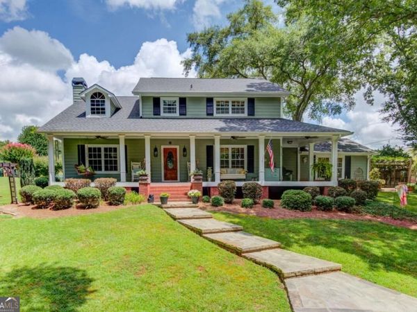1140 Beaver Dam Road, Hoschton, GA 30548
