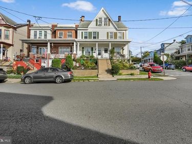 1802 E ELK AVENUE, POTTSVILLE, PA 17901