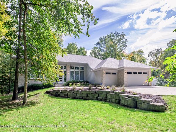 4270 Shadow Ridge, Okemos, MI 48864