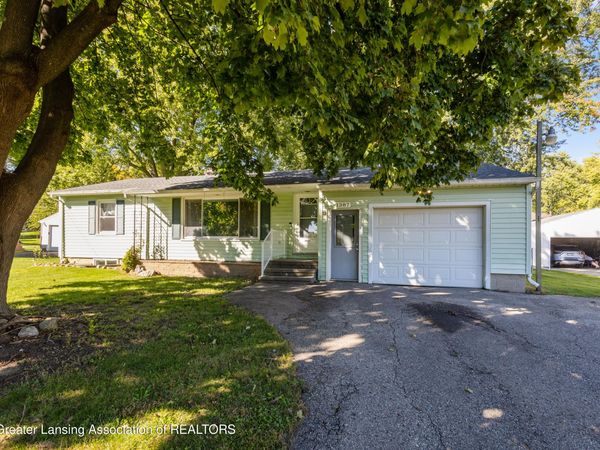 1387 Cloverleaf Road, Lansing, MI 48906