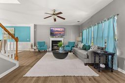 9404 Divot Lane photo 4