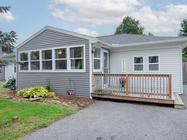 219 Camillus Drive , Camillus, NY 13031