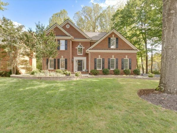 5713 Salisbury DR, Roanoke, VA 24018