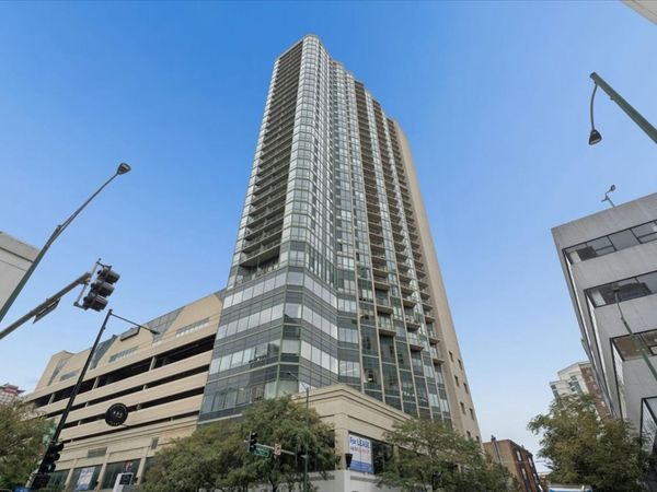 111 W Maple Street , Unit 3101, Chicago, IL 60610