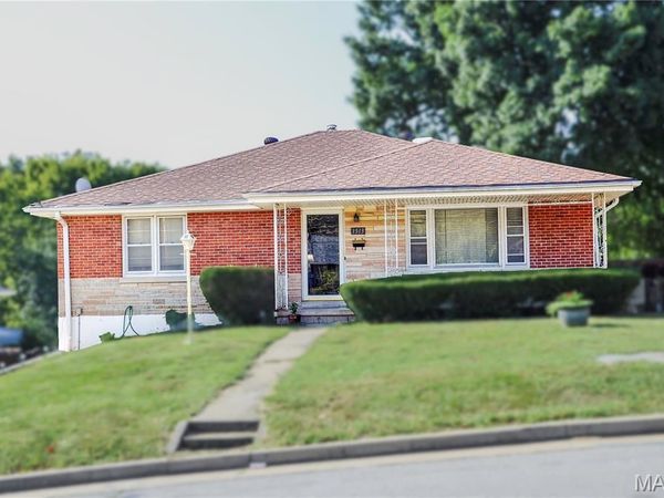 1513 Stadium Boulevard, Jefferson City, MO 65109