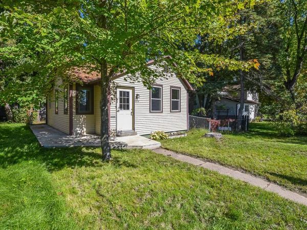 1115 Rosewood Street, Brainerd, MN 56401