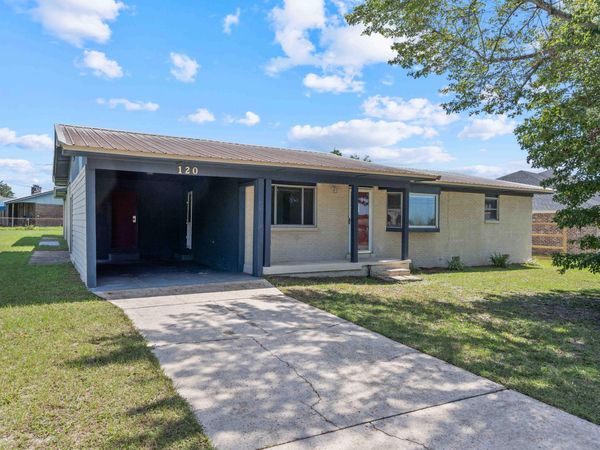 120 Arlington Drive, Panama City, FL 32404