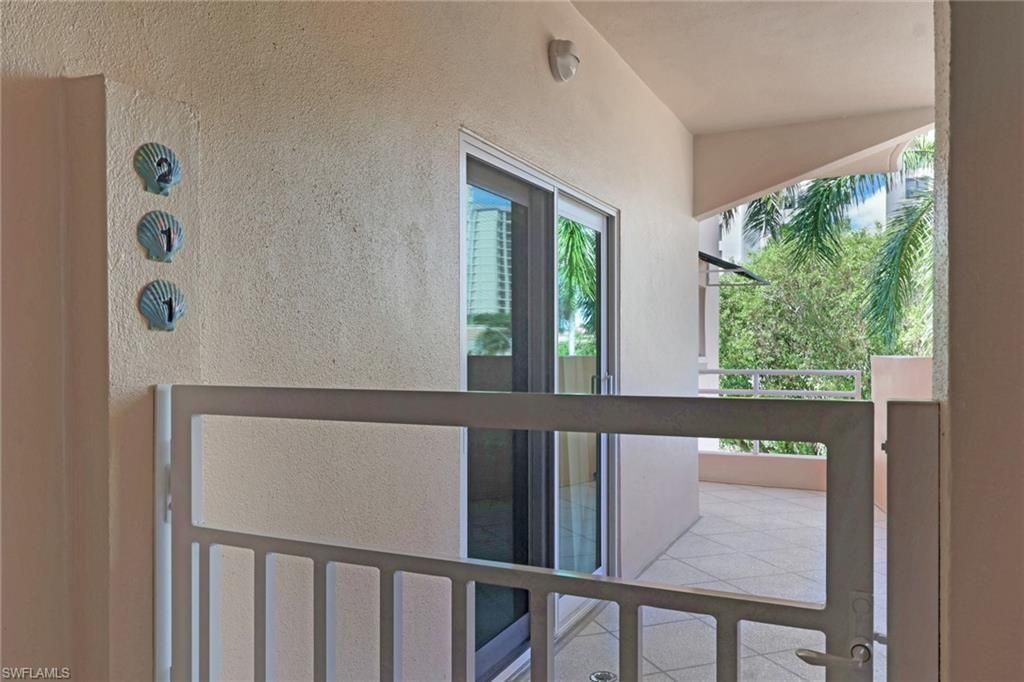4500 Gulf Shore Blvd N, Unit 1-211, Naples, FL 34103 Photo