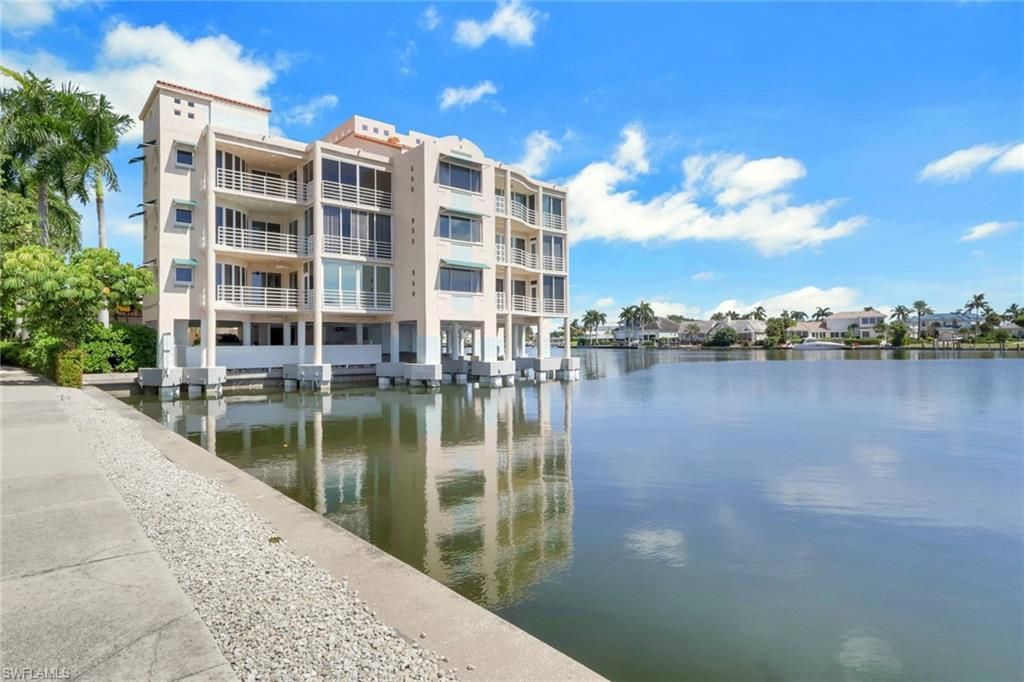 4500 Gulf Shore Blvd N, Unit 1-211, Naples, FL 34103 Photo