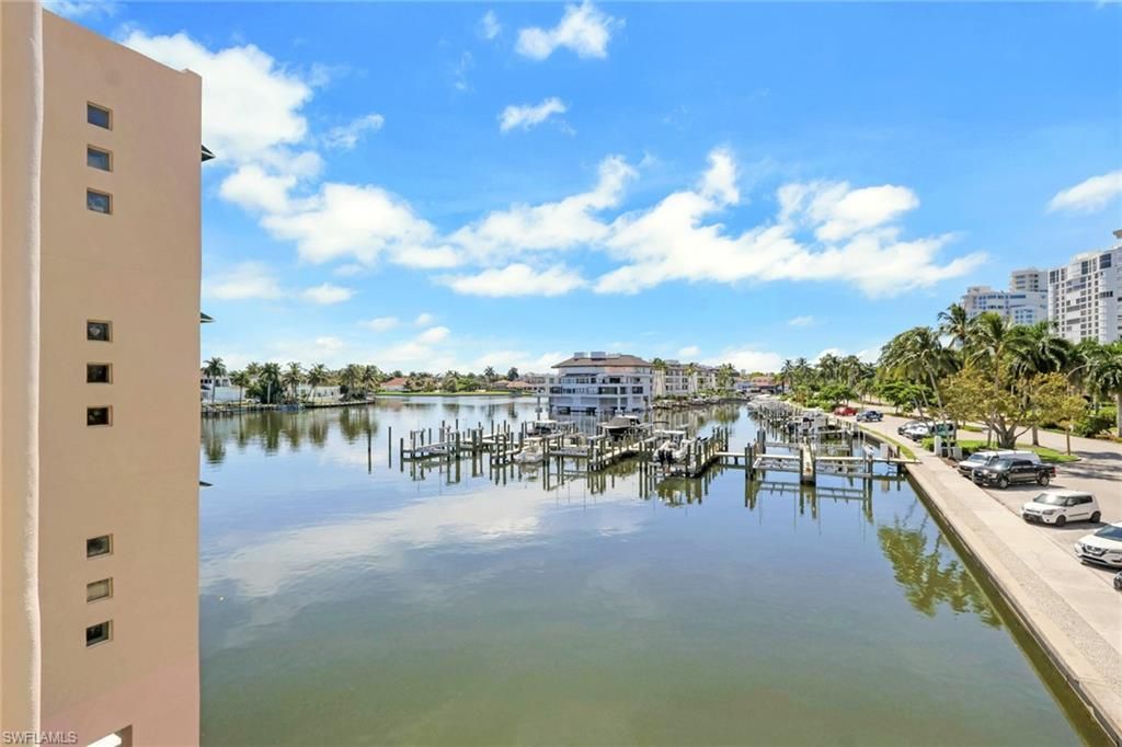 4500 Gulf Shore Blvd N, Unit 1-211, Naples, FL 34103 Photo