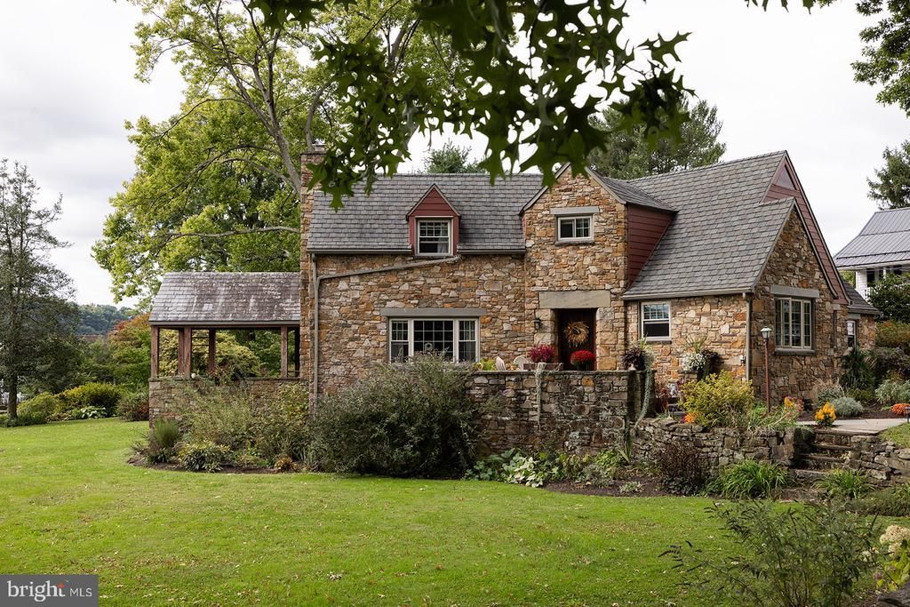 447 ORANGE STREET , NORTHUMBERLAND, PA 17857