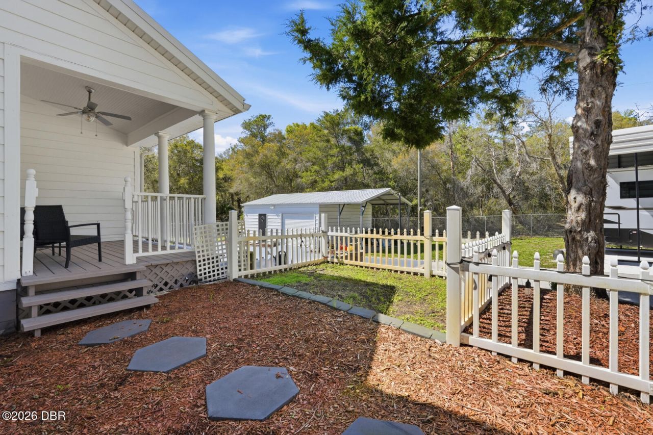 5444 N Us Highway 17, De Leon Springs, FL 32130 Photo