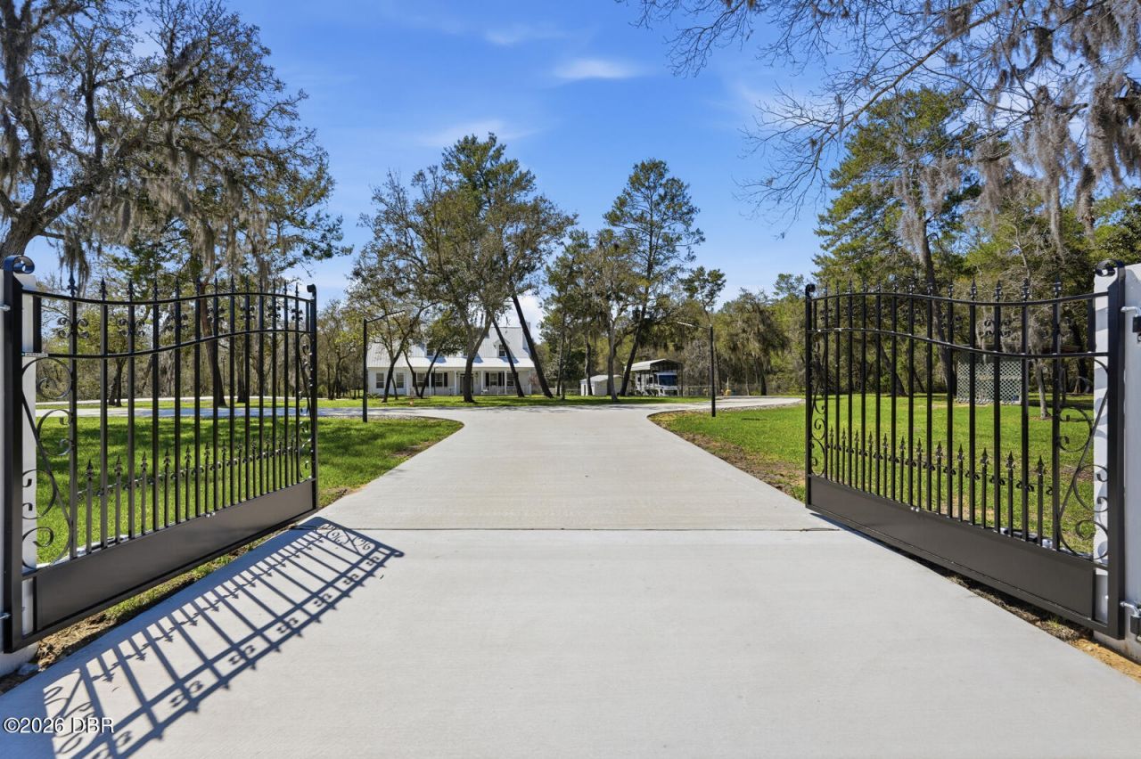 5444 N Us Highway 17, De Leon Springs, FL 32130 Photo