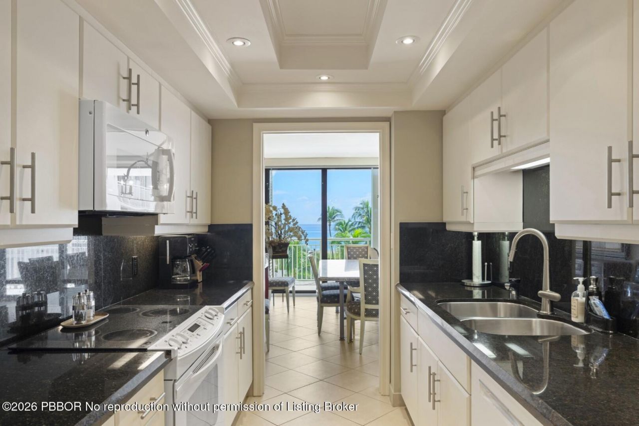 2600 S Ocean Boulevard, Unit 303W, Palm Beach, FL 33480 Photo