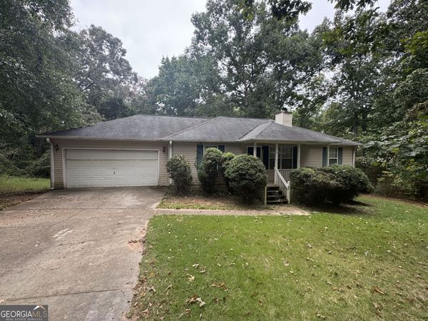 37 Woodland Drive, Locust Grove, GA 30248