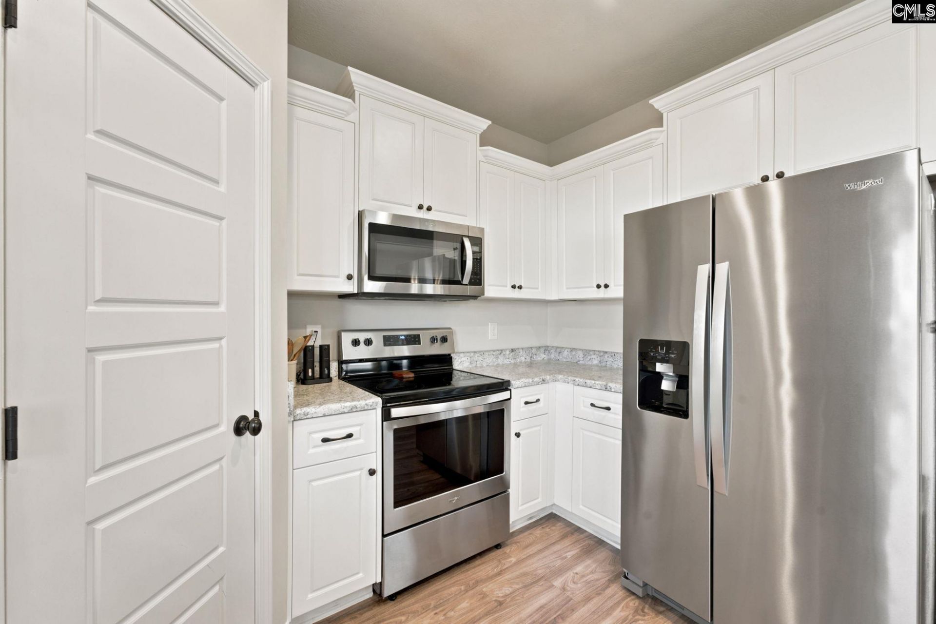 8161 Cozy Knoll Photo 17