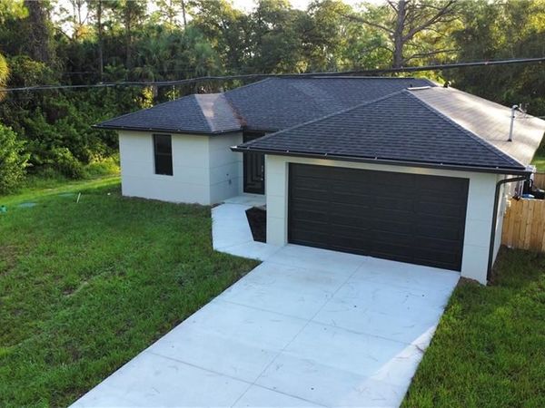 173 Blakely AVE S, LEHIGH ACRES, FL 33974