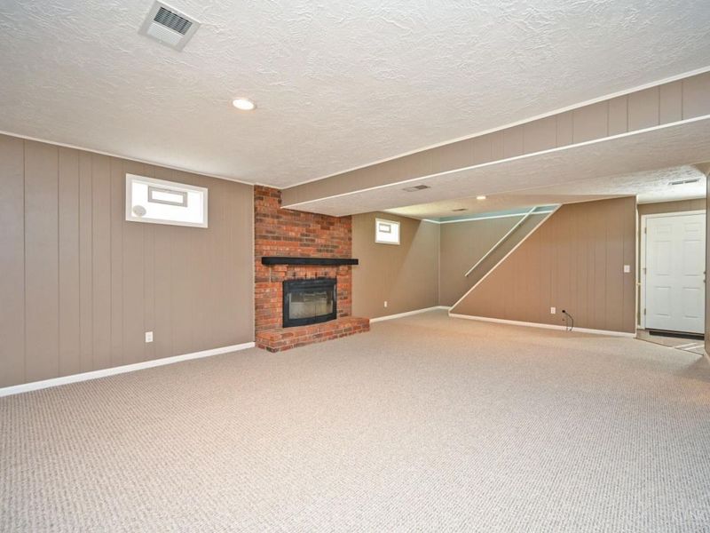 6258 Seiler Drive, Green Township, OH 45239 Photo 21