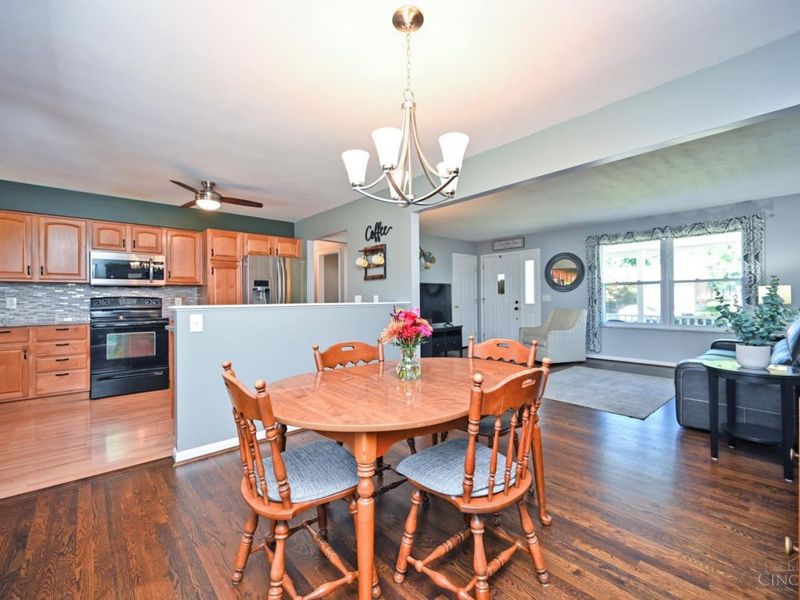 6258 Seiler Drive, Green Township, OH 45239 Photo 6