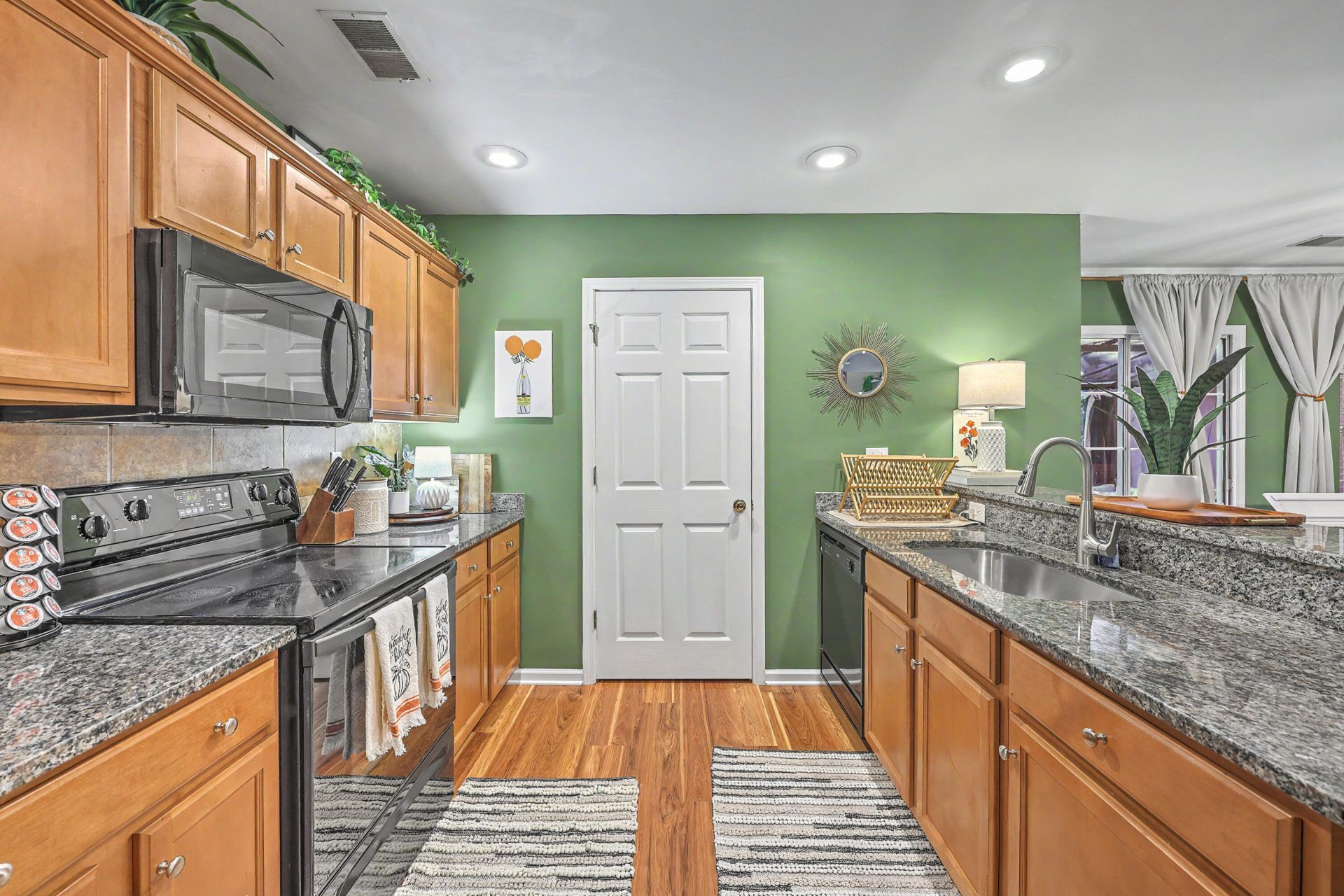 1215 Island Club Drive Photo 13