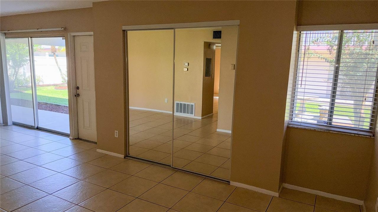 2920 Clark Road, Unit 102, Sarasota, FL 34231 Photo