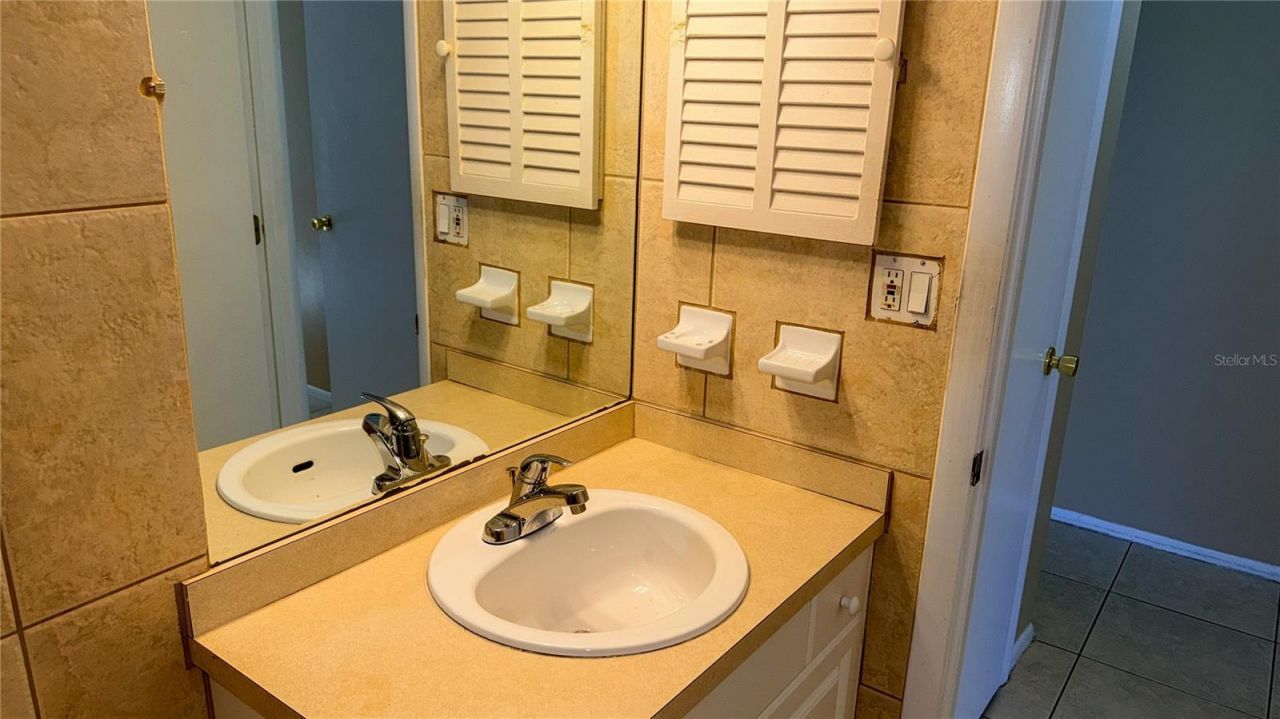 2920 Clark Road, Unit 102, Sarasota, FL 34231 Photo