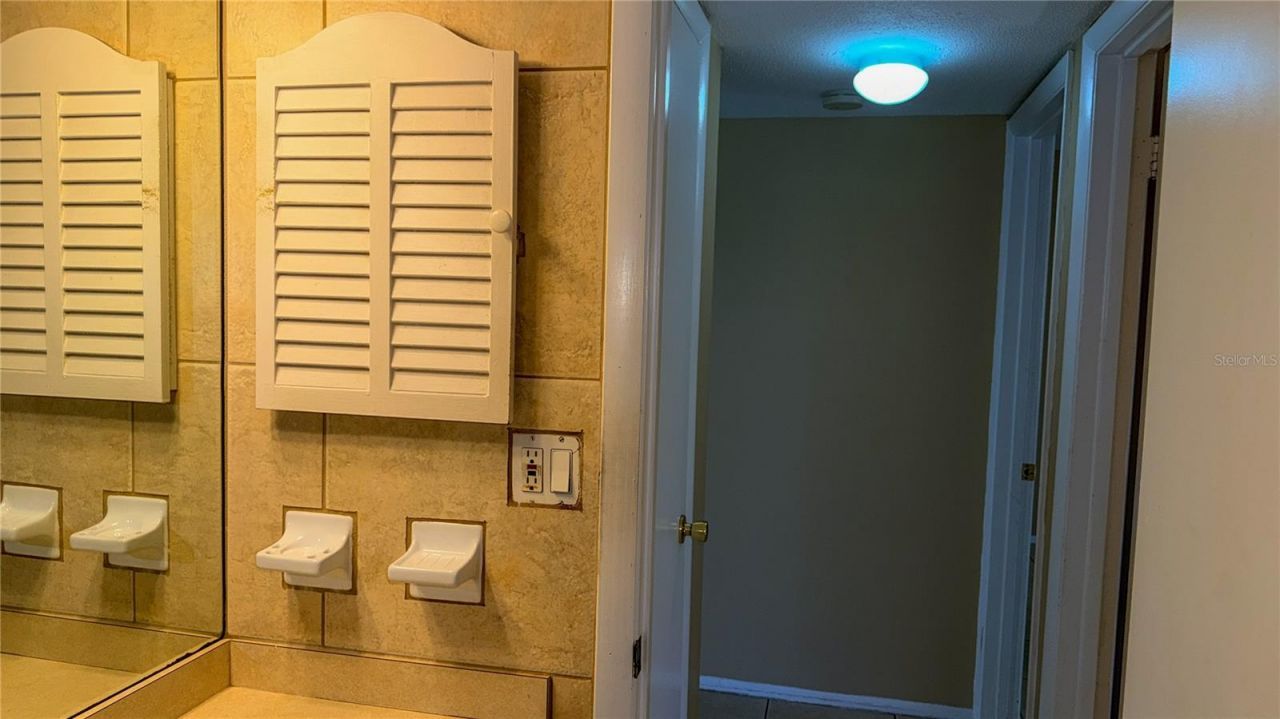 2920 Clark Road, Unit 102, Sarasota, FL 34231 Photo