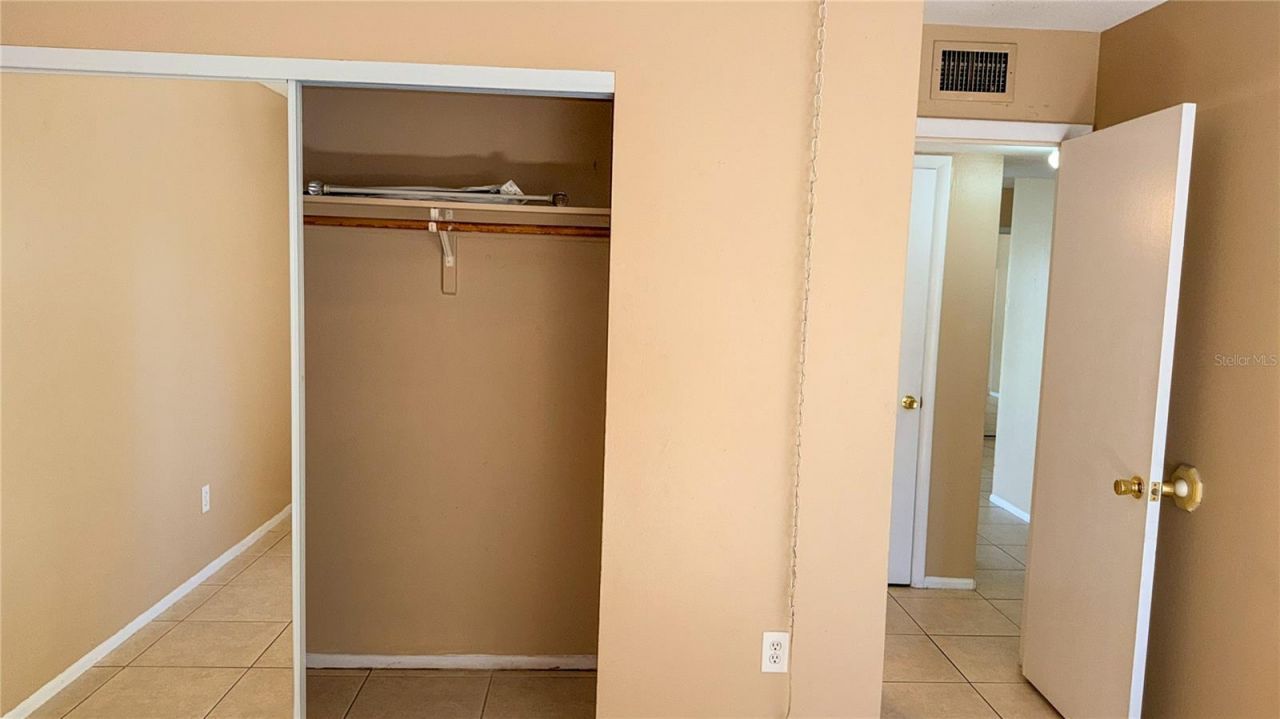 2920 Clark Road, Unit 102, Sarasota, FL 34231 Photo