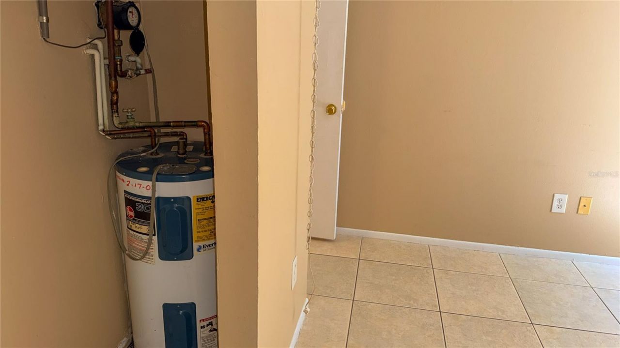 2920 Clark Road, Unit 102, Sarasota, FL 34231 Photo