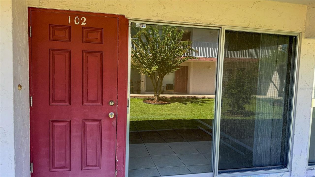 2920 Clark Road, Unit 102, Sarasota, FL 34231 Photo