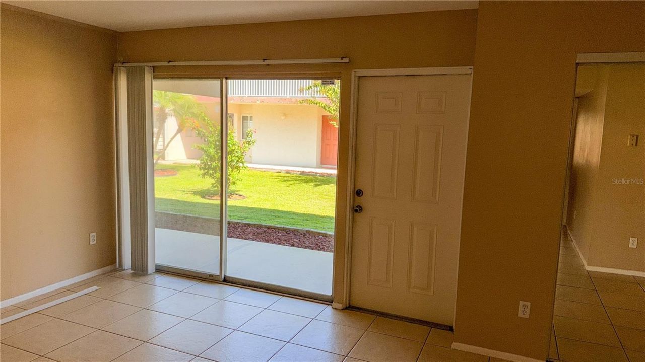 2920 Clark Road, Unit 102, Sarasota, FL 34231 Photo