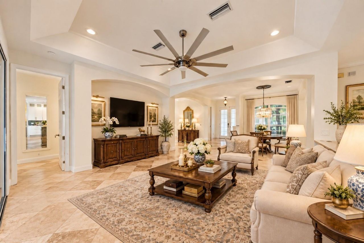 11915 Clubhouse Drive, Lakewood Ranch, FL 34202 Photo