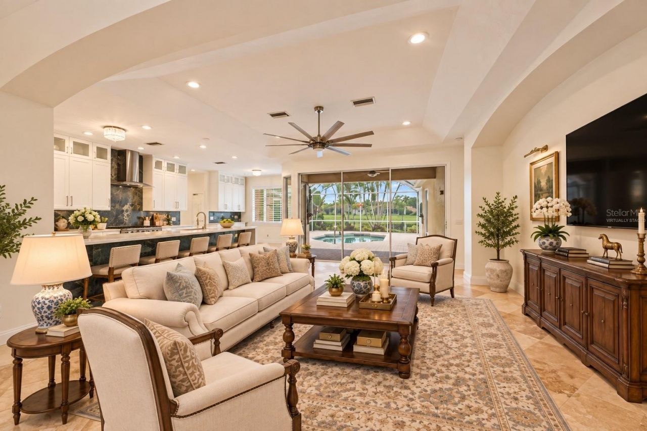 11915 Clubhouse Drive, Lakewood Ranch, FL 34202 Photo
