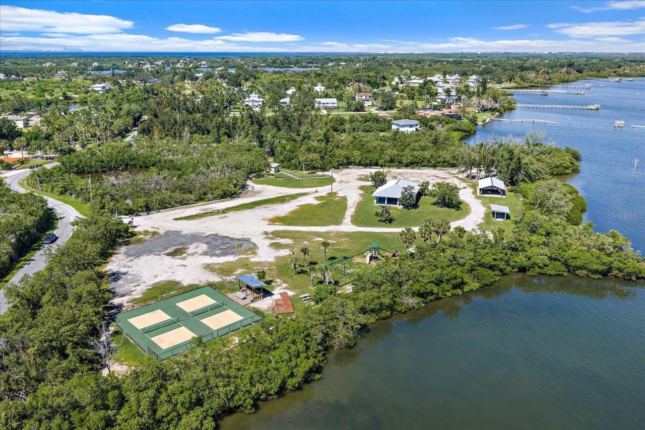 849 Terra Ceia Road, Terra Ceia, FL 34250 Photo