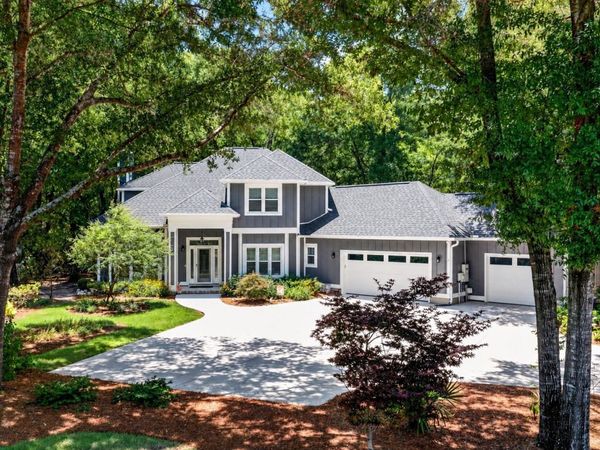 1142 Club Circle Dr. , Pawleys Island, SC 29585