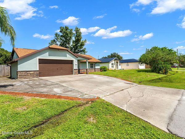 697 Hamm Street NW , Palm Bay, FL 32907