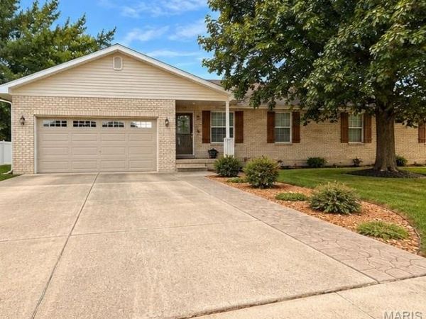 720-722 Brittany Court , Waterloo, IL 62298
