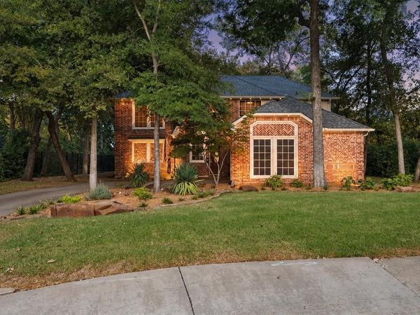 18 Oxford Way , Allen, TX 75002