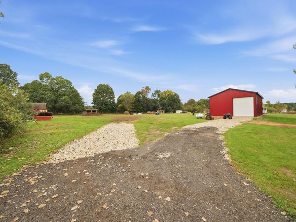 2400 Skeeter Lane, Dansville, MI 48819